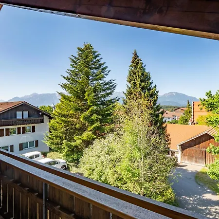 Апартаменты Schlossblick Хопферау